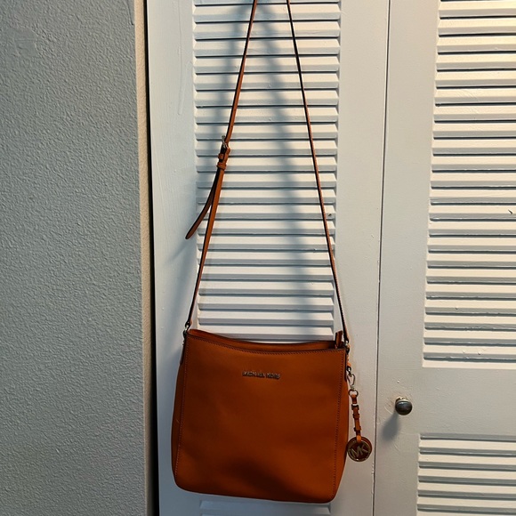 Michael Kors Handbags - Michael Kors Crossbody Bag